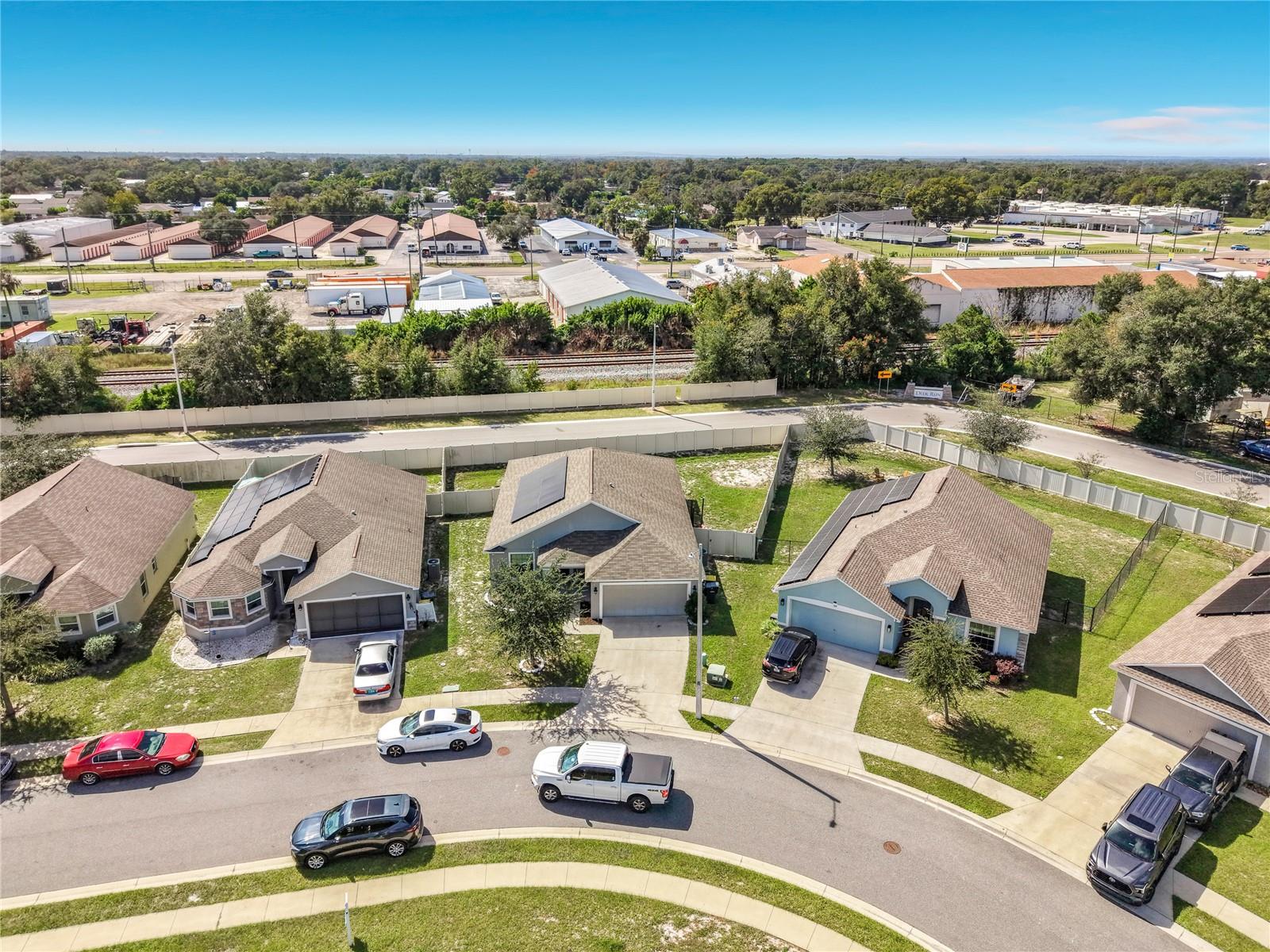 Listing photo 3 for 188 Black Skimmer Ln