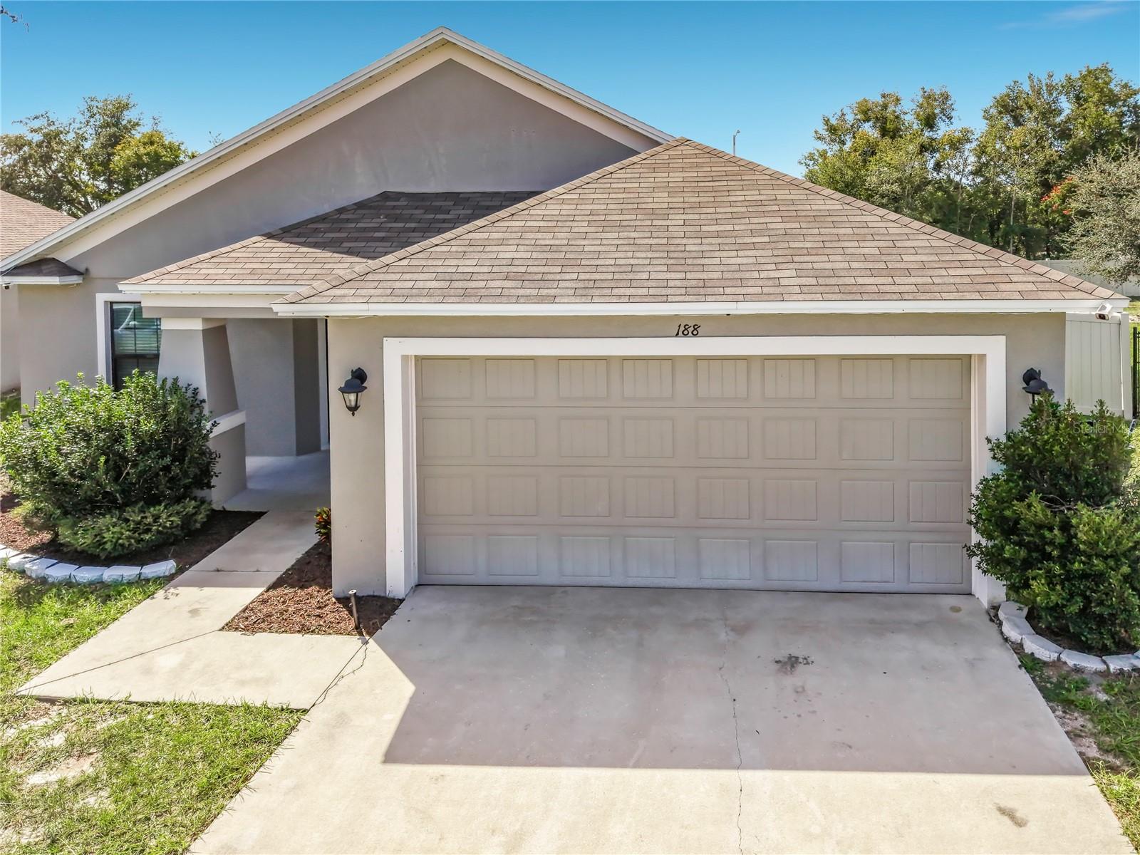 Listing photo 2 for 188 Black Skimmer Ln