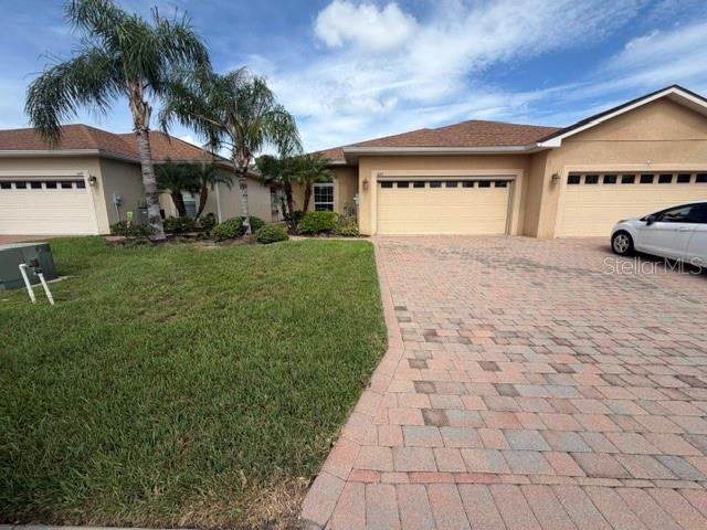 Listing photo 1 for 1643 Linz Ct