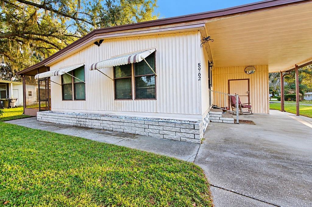 Listing photo 1 for 8962 Jericho Ct