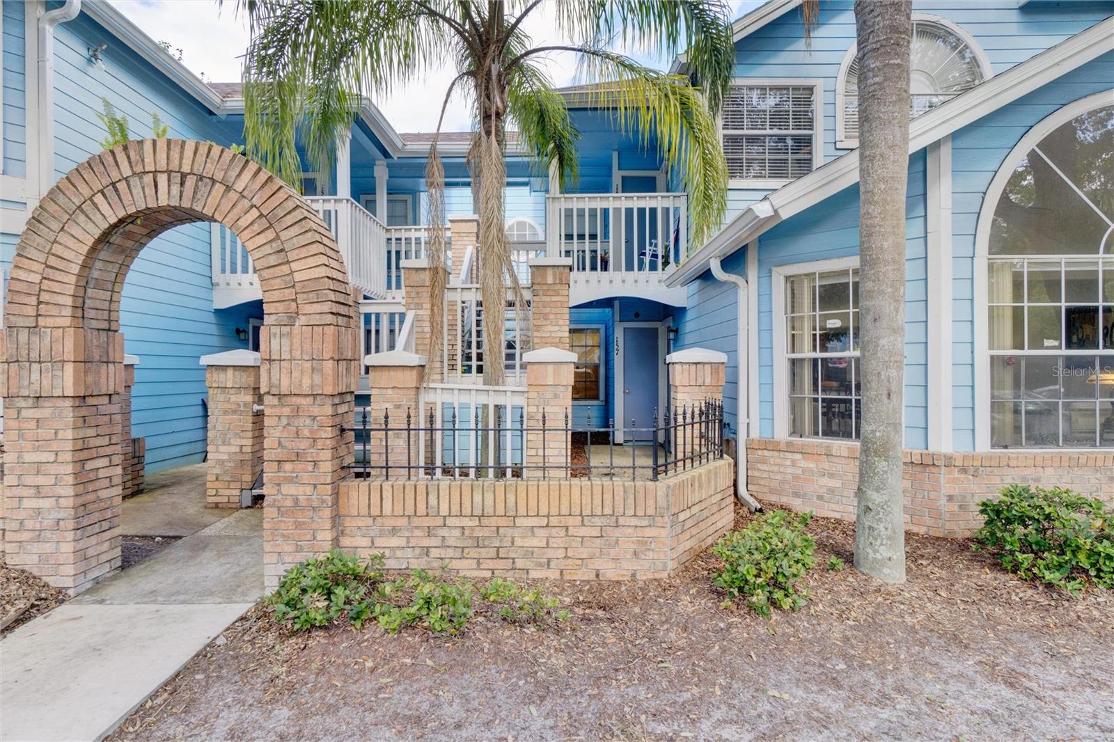 Listing photo 3 for 2723 N Poinciana Blvd #157