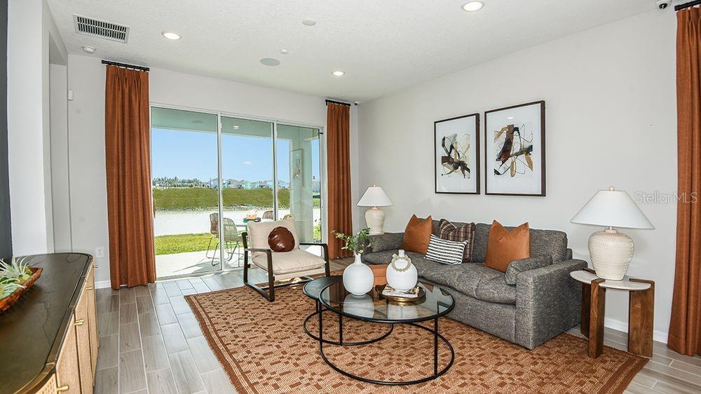 Listing photo 3 for 5685 Seagrape Ln