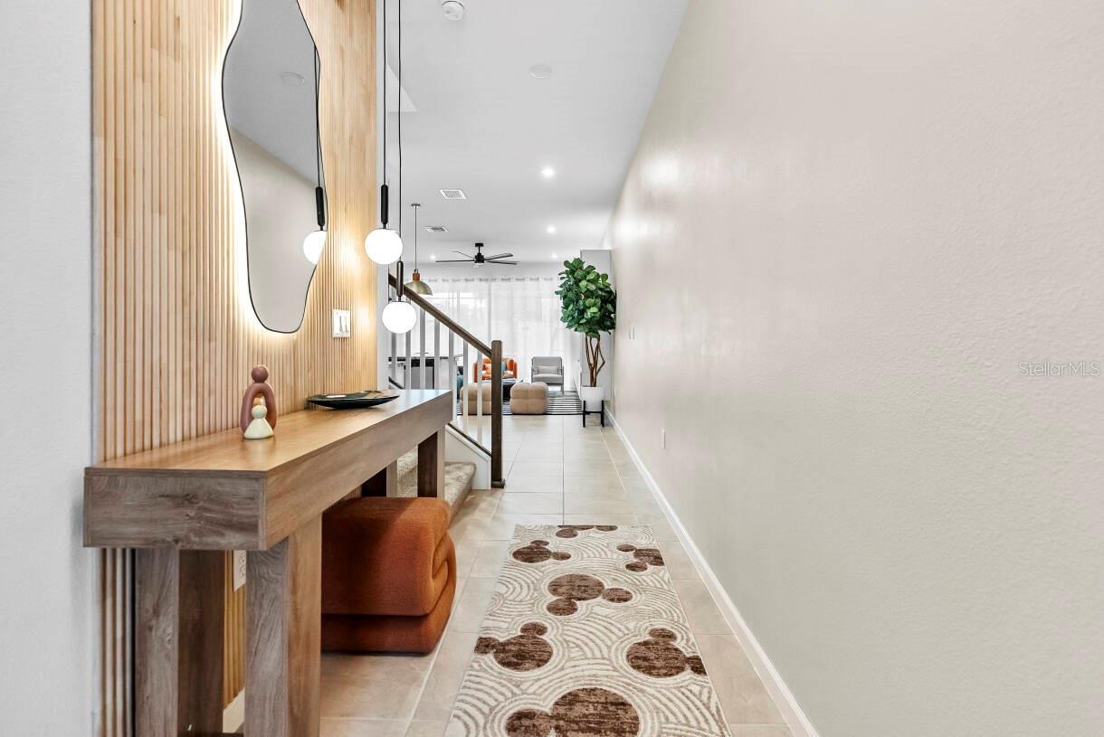 Listing photo 2 for 2306 Zaballina Pl