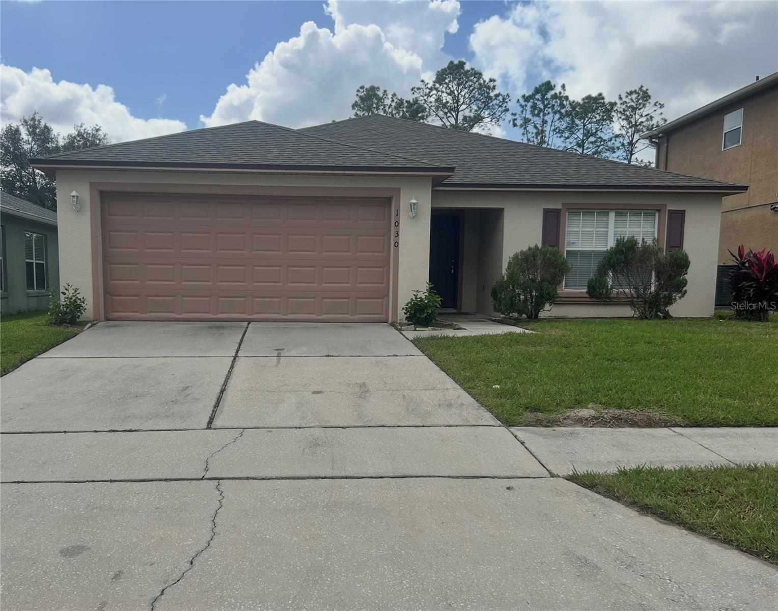 Listing photo 1 for 1030 Crystal Bay Ln