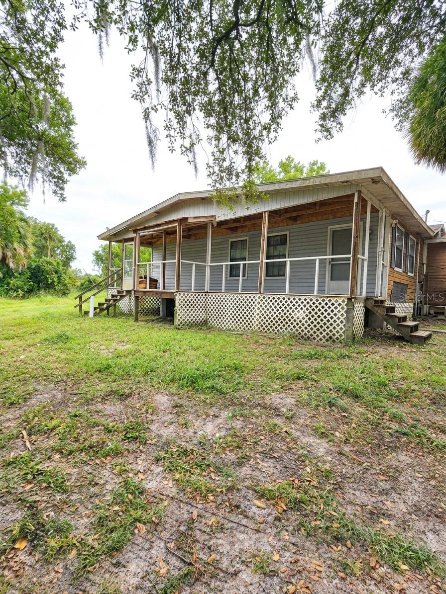 Listing photo 1 for 35245 Damien Rd