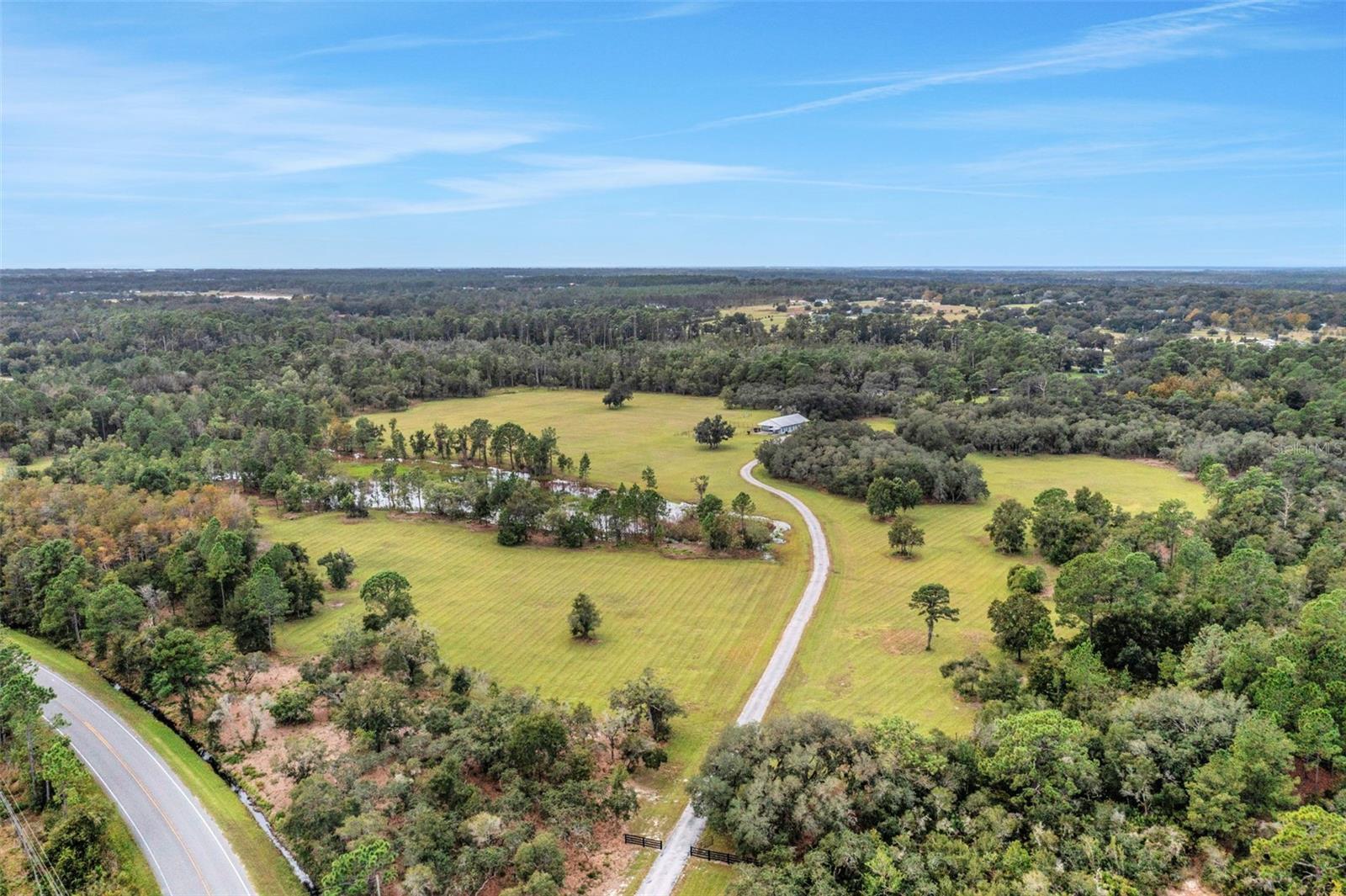 Listing photo 2 for 36707 County Road 439