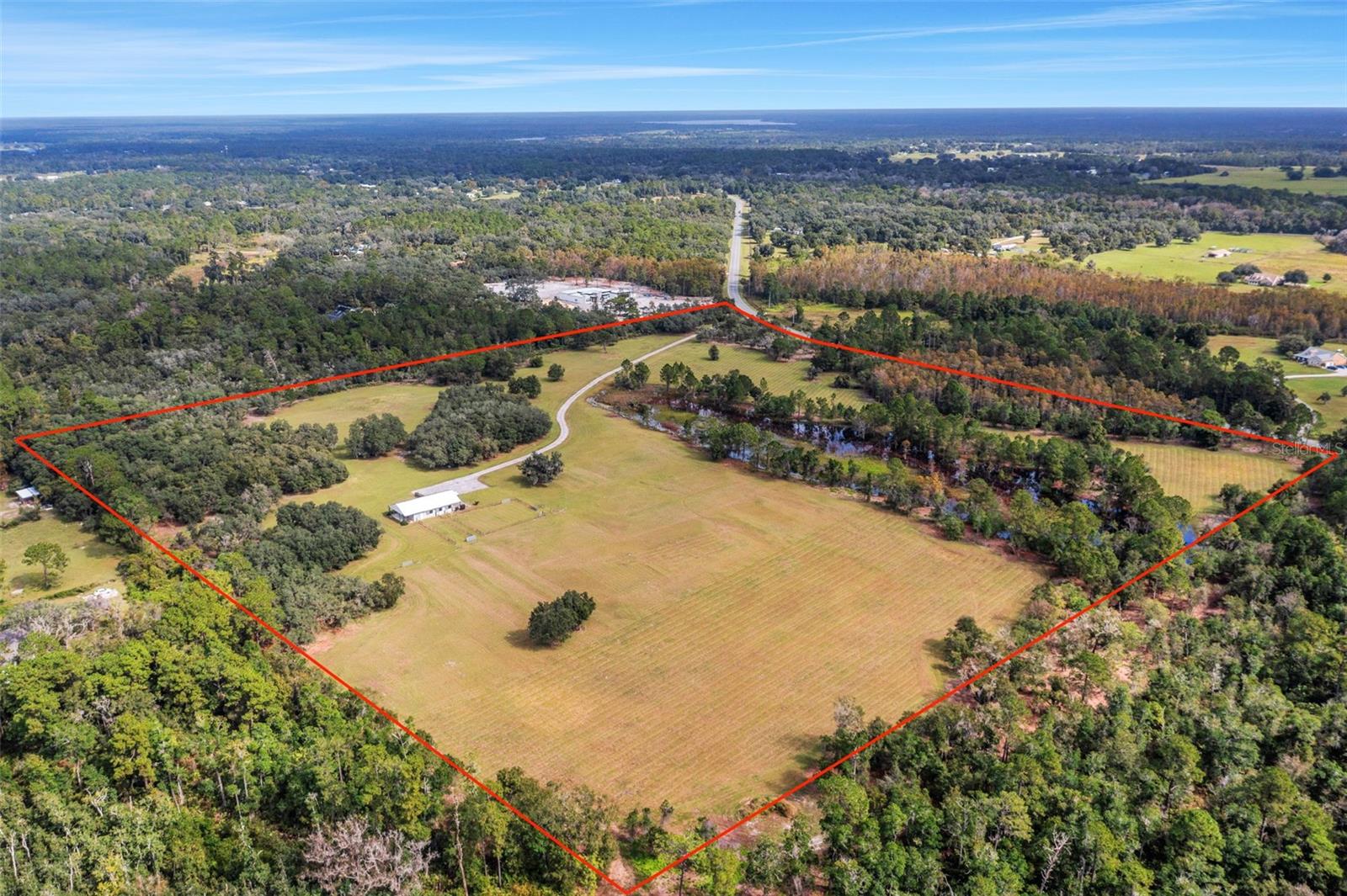 Listing photo 1 for 36707 County Road 439