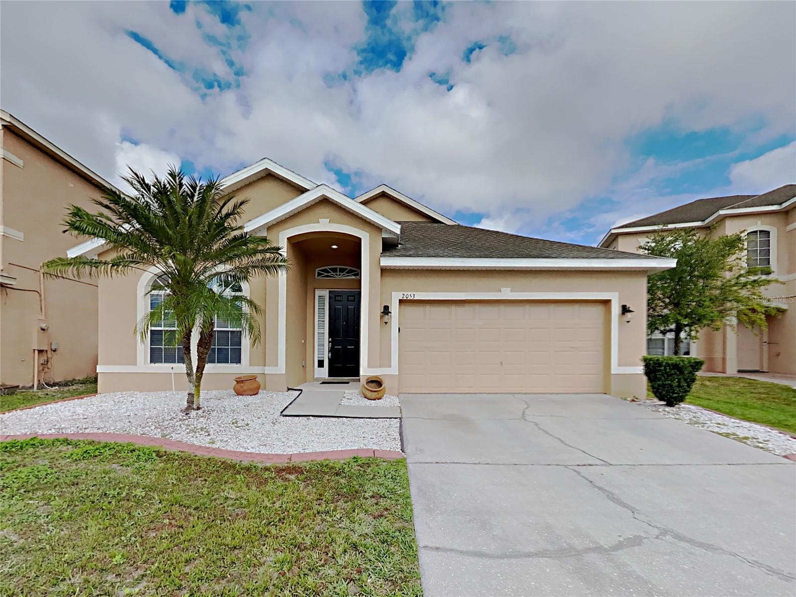 Listing photo 1 for 2053 Cedar Garden Dr